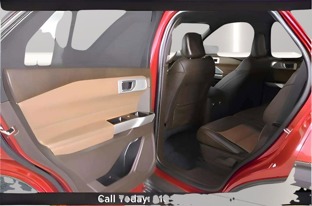 Used 2023 Ford Explorer King Ranch w/ Technology Package RWD image 31