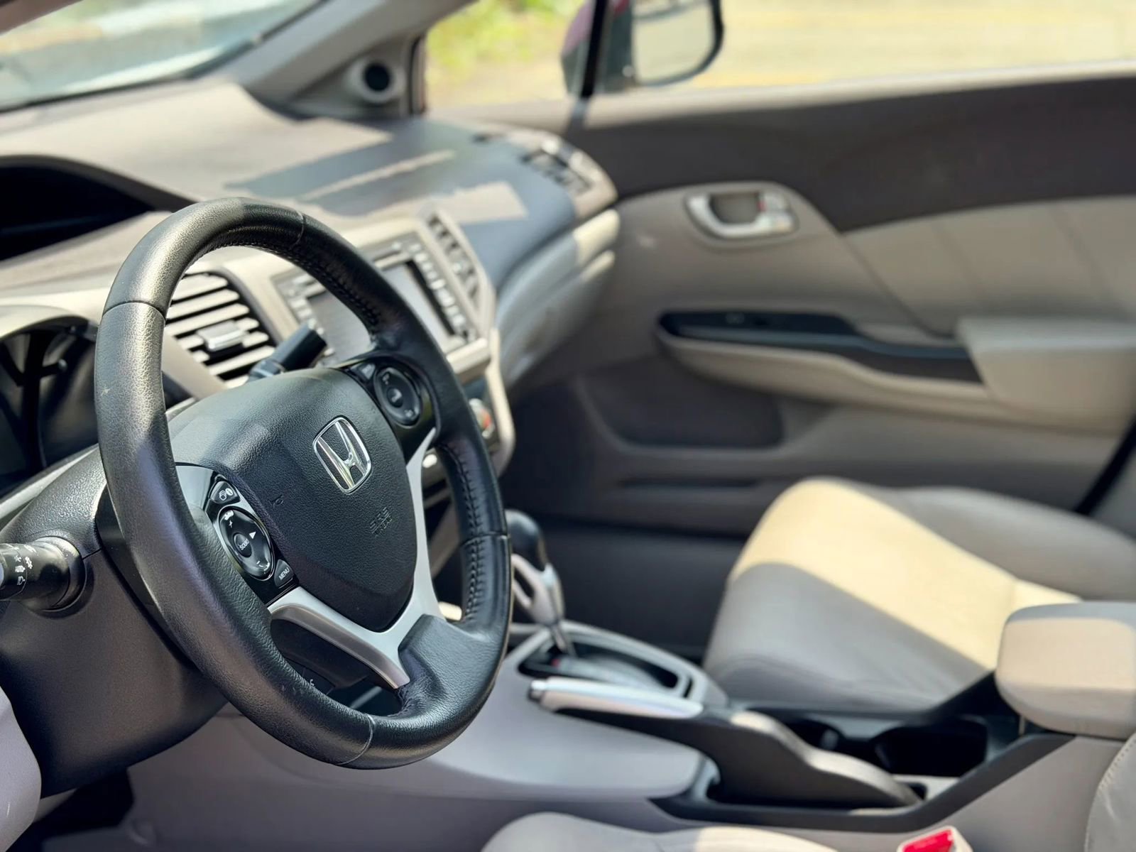 Used 2012 Honda Civic EX-L image 9