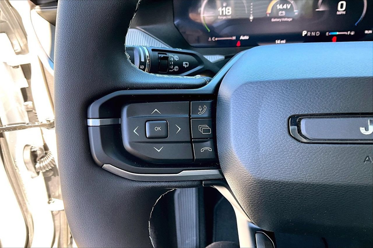 New 2026 Jeep Cherokee Laredo AWD/4WD image 24