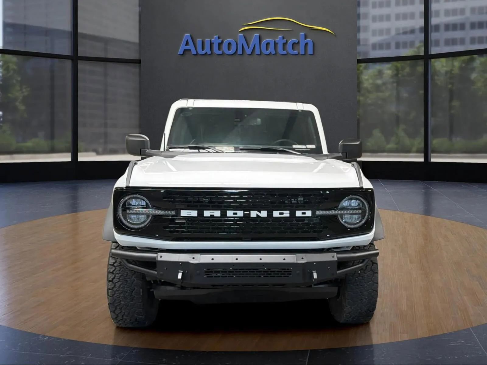 Used 2024 Ford Bronco Black Diamond image 3