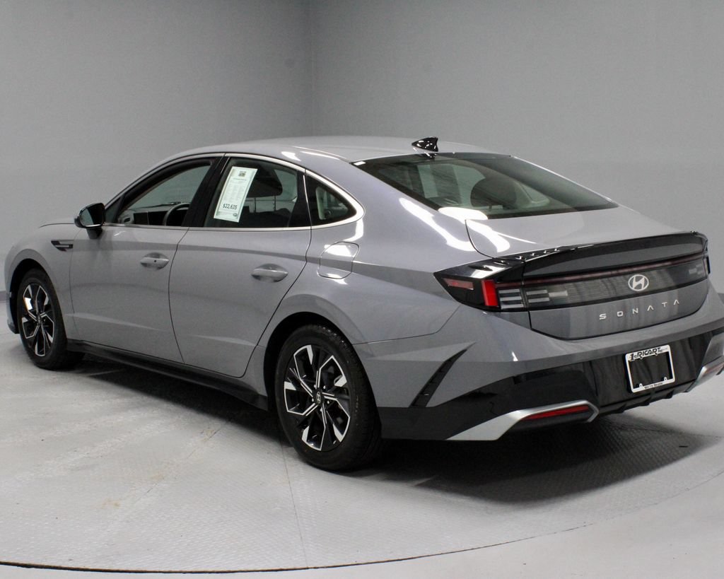 Used 2024 Hyundai Sonata SEL FWD image 8