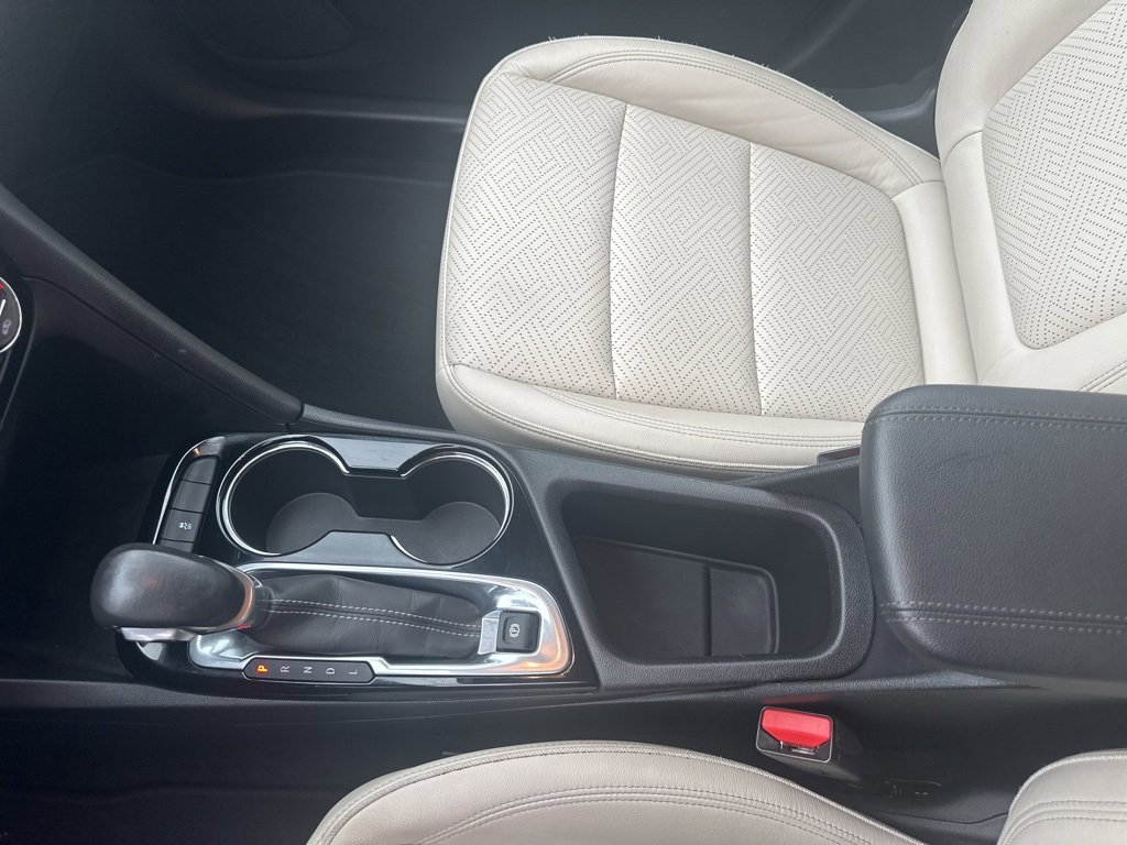 Used 2020 Buick Encore GX Essence w/ Advanced Technology Package image 17