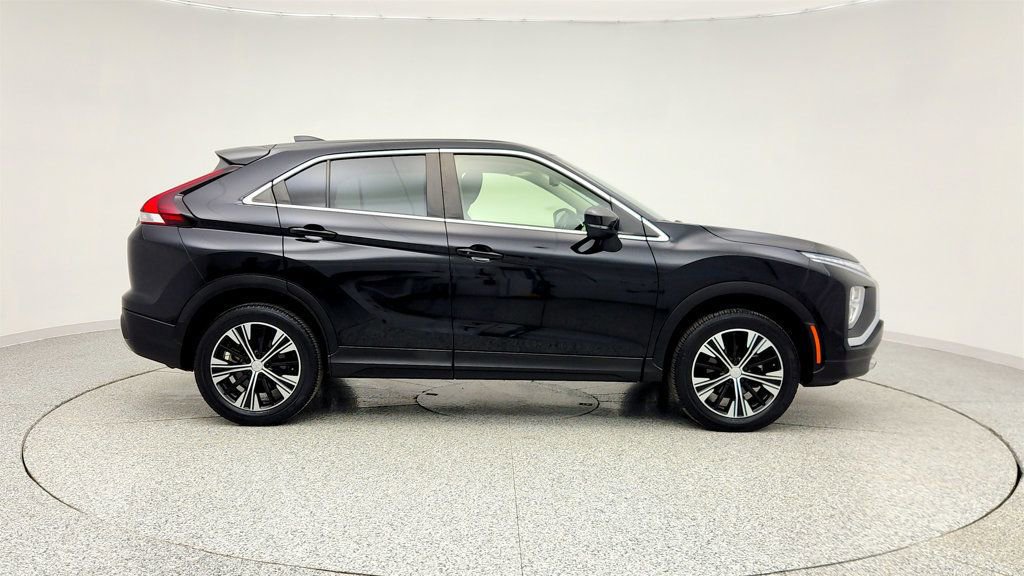 Used 2022 Mitsubishi Eclipse Cross SE image 4