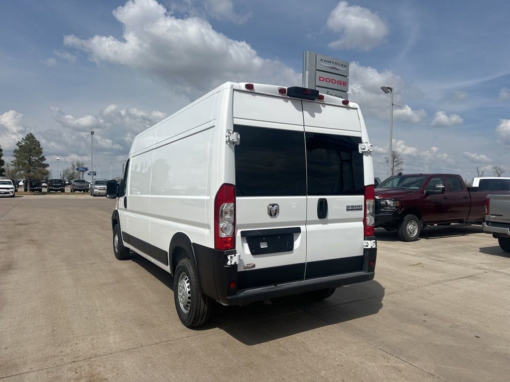 New 2025 RAM ProMaster 2500 w/ Convenience Group image 3