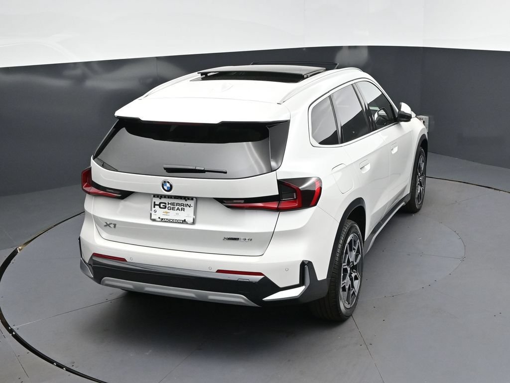 New 2026 BMW X1 xDrive28i w/ Technology Package AWD/4WD image 34