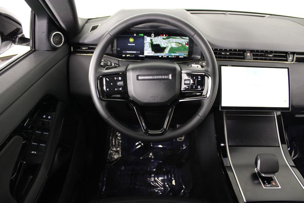 Used 2026 Land Rover Range Rover Evoque Dynamic SE image 6