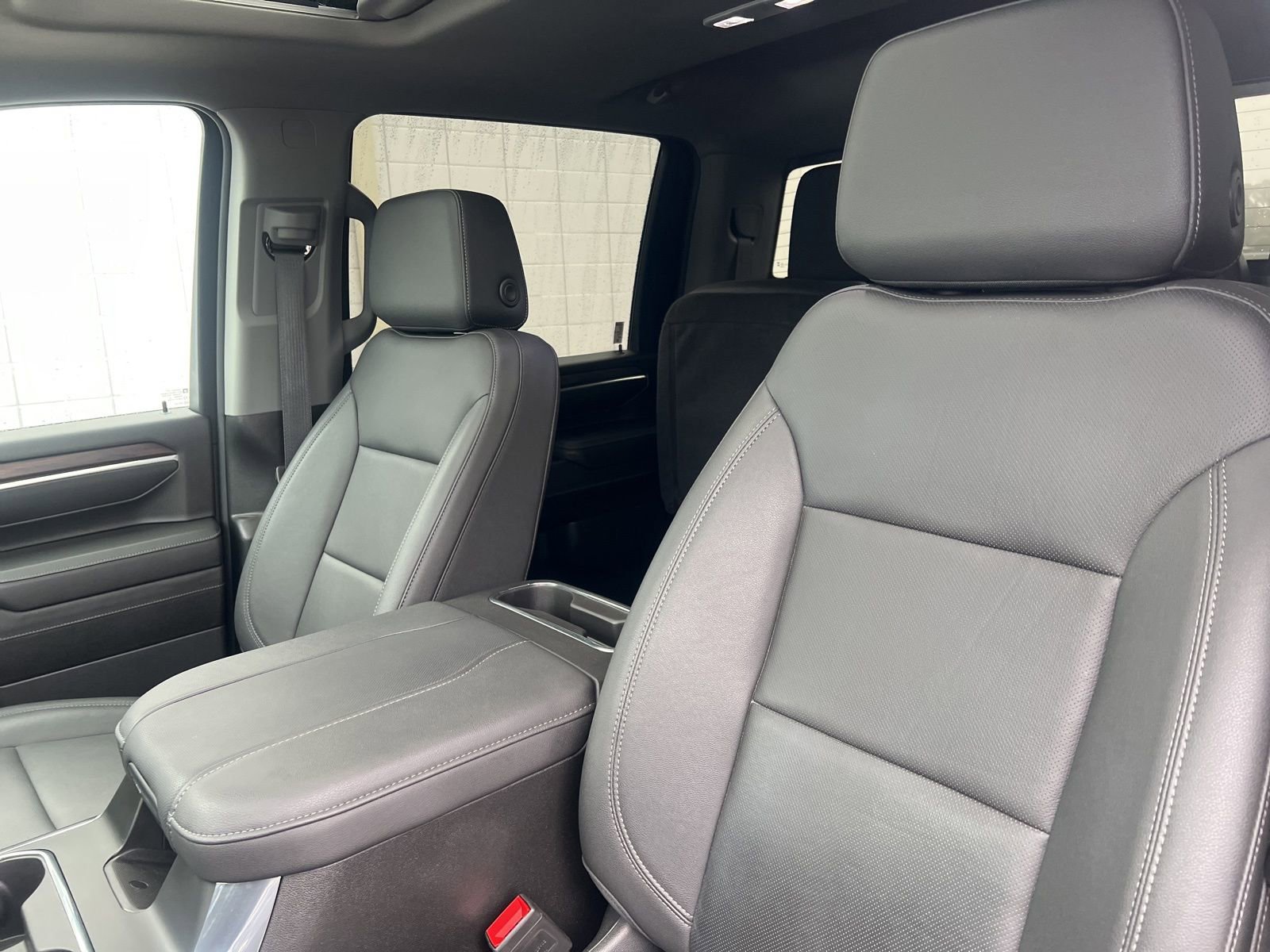 Used 2024 GMC Sierra 2500 SLT w/ Texas SLT Premium Package image 7