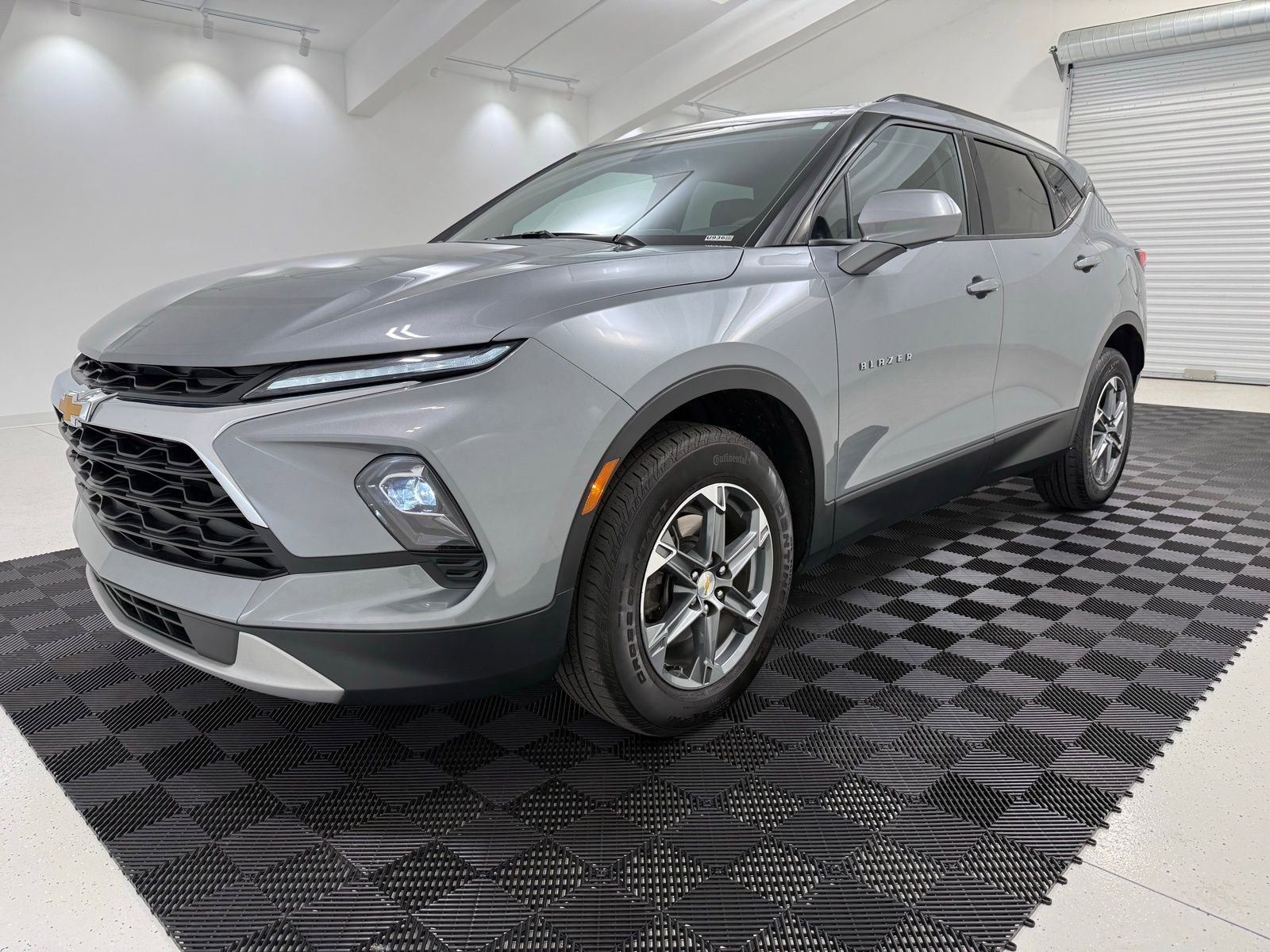 Used 2023 Chevrolet Blazer LT w/ Convenience Package image 3