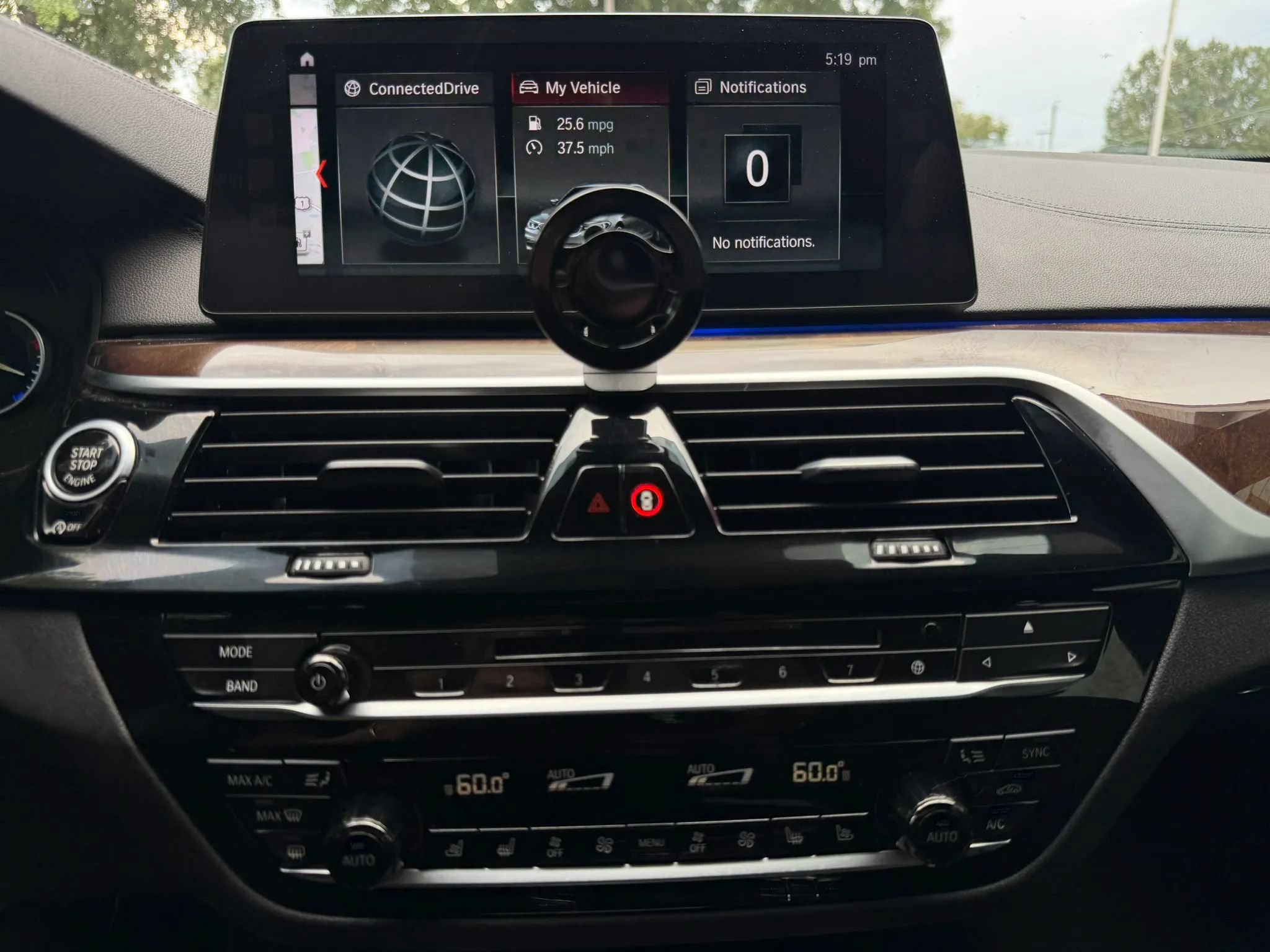 Used 2018 BMW M550i xDrive AWD/4WD image 32