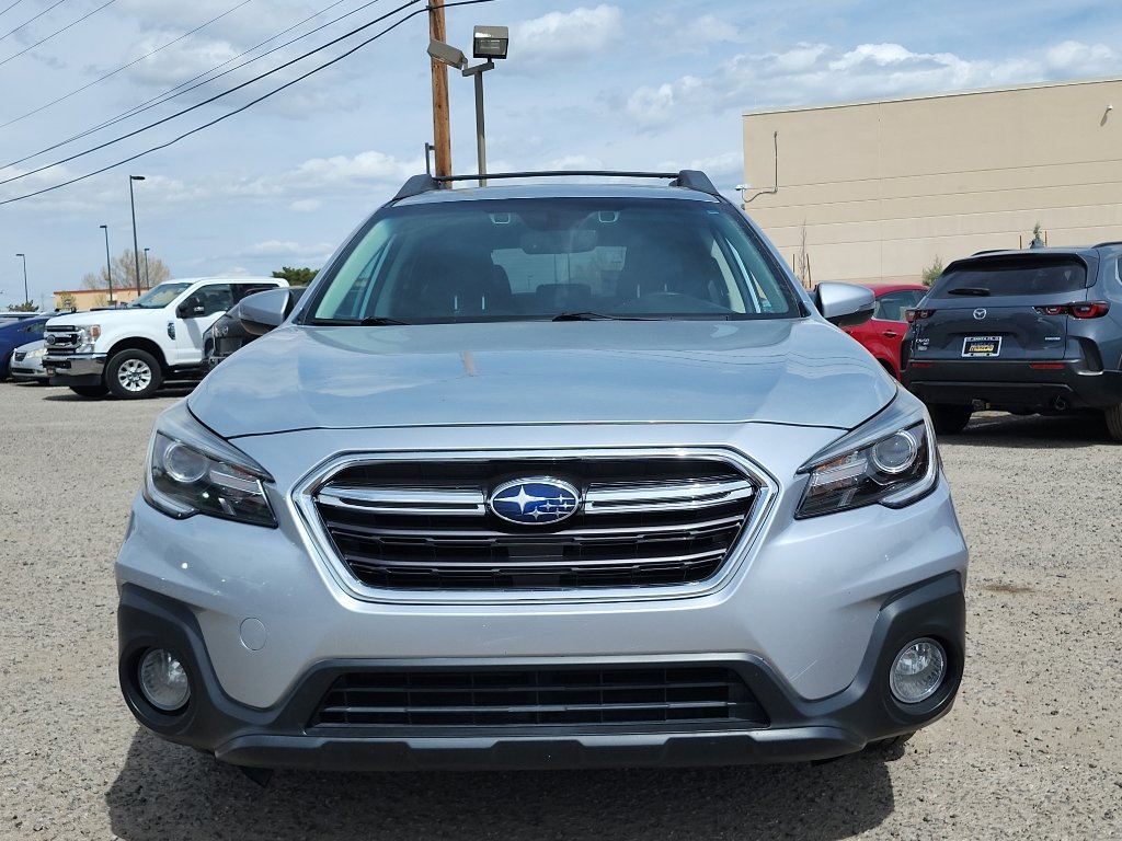 Used 2018 Subaru Outback 2.5i Limited image 2