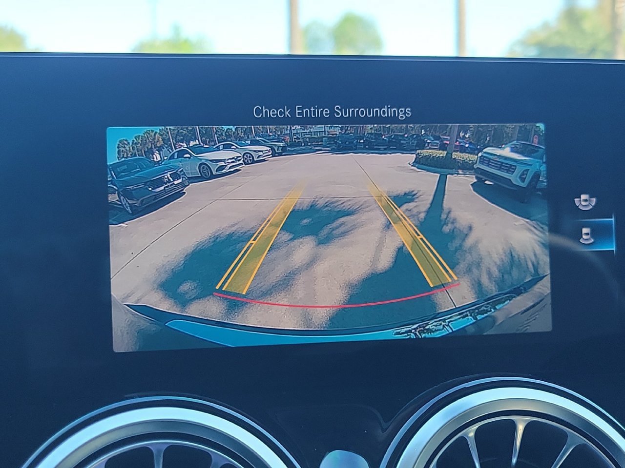 Used 2022 Mercedes-Benz GLB 250 image 27