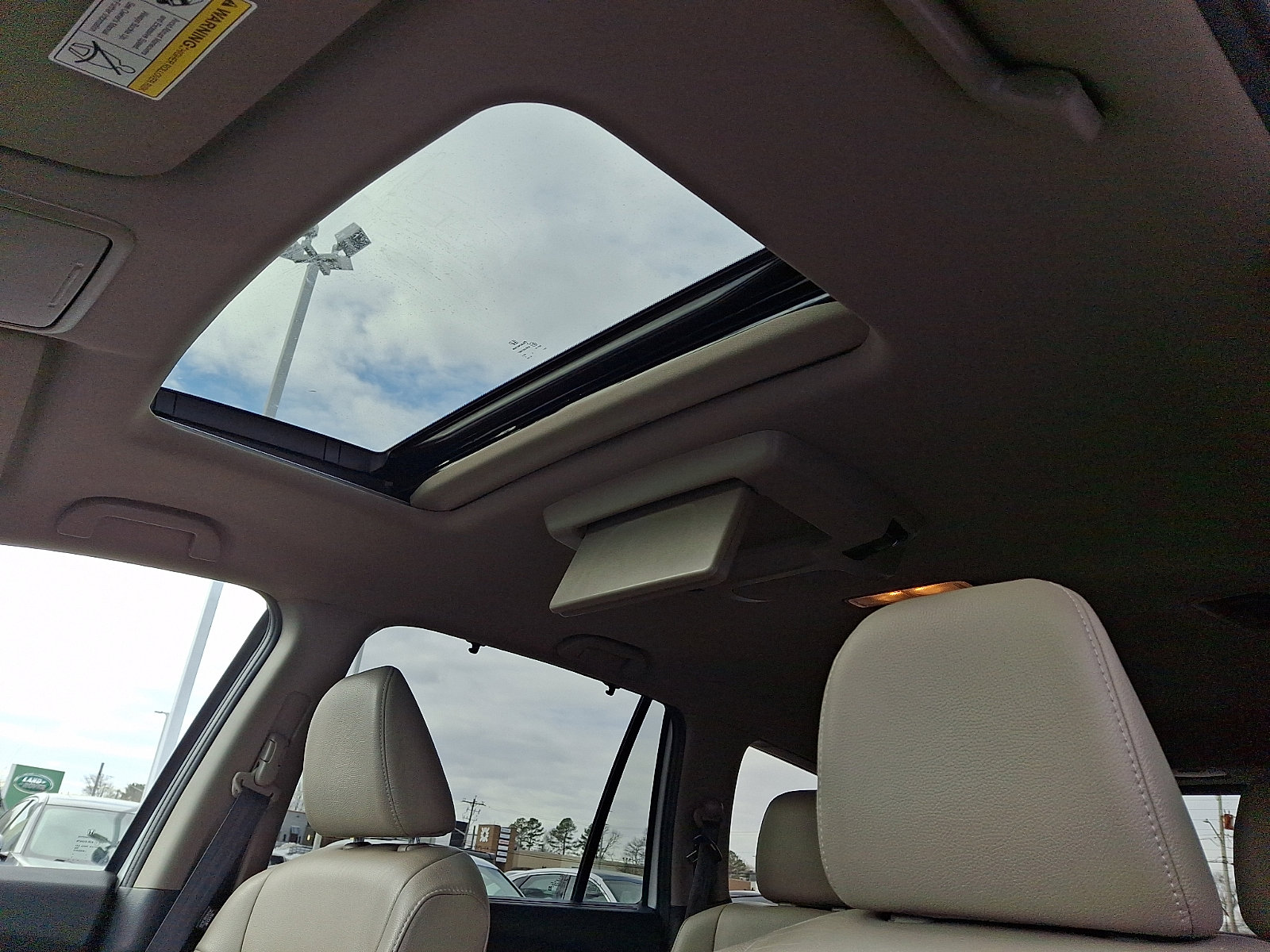 Used 2020 Honda Pilot Touring image 16