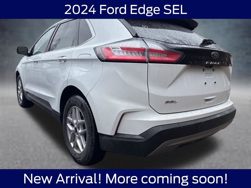 Used 2024 Ford Edge SEL image 3