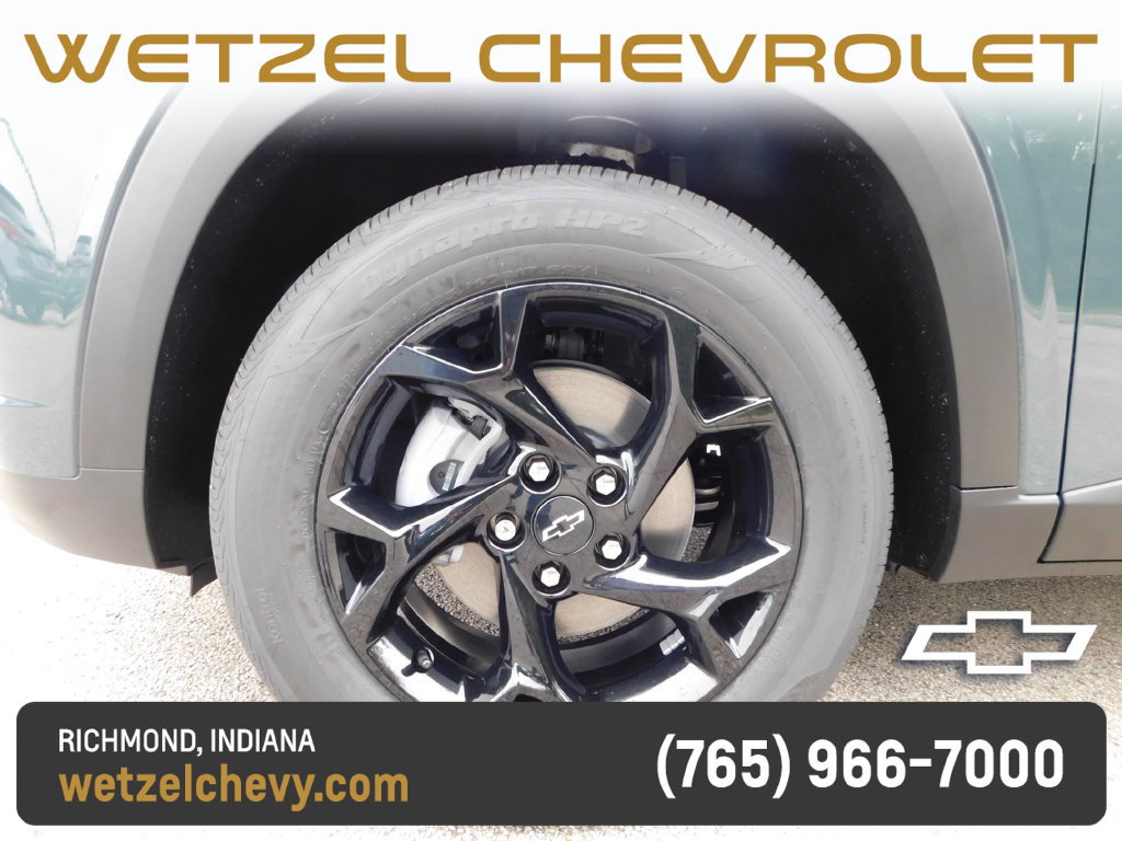 New 2026 Chevrolet Trax LT w/ Midnight Edition FWD image 10