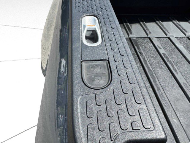 Used 2022 Rivian R1T Adventure image 63