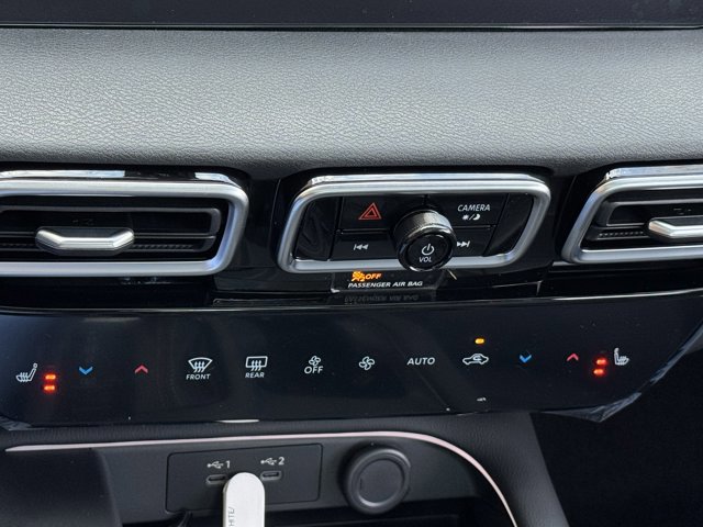 New 2026 Nissan Sentra SR w/ SR Premium Package FWD image 22