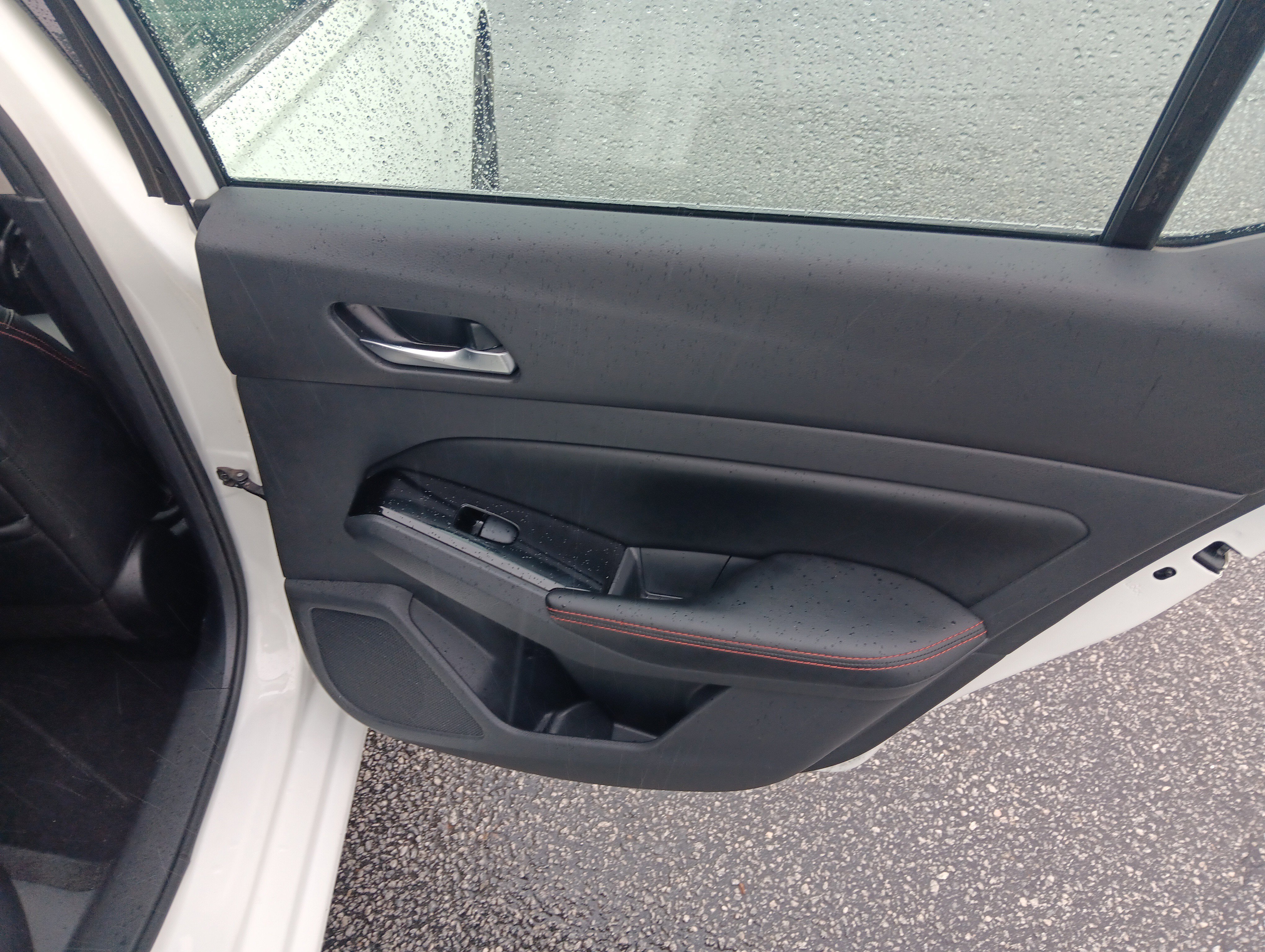 Used 2024 Nissan Altima 2.5 SR image 18