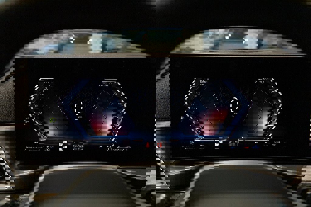 New 2026 BMW 330i xDrive Sedan w/ Convenience Package image 32