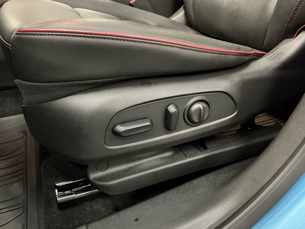 Used 2025 Chevrolet TrailBlazer RS w/ Convenience Package FWD image 19