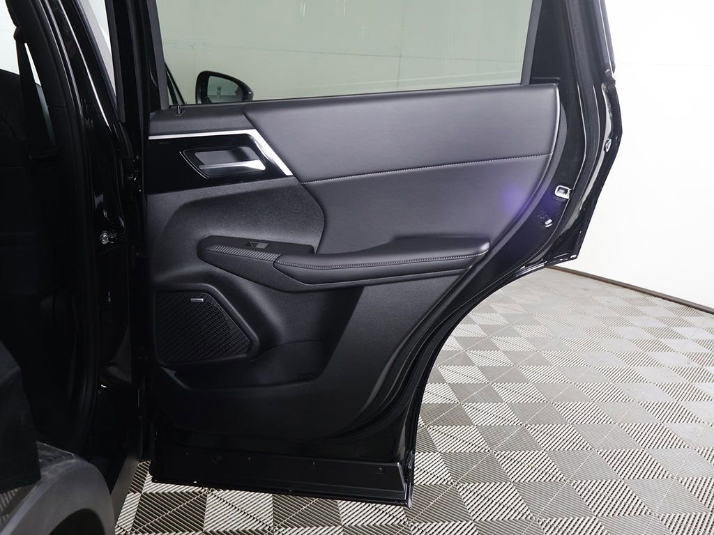 New 2026 Mitsubishi Outlander SE image 24