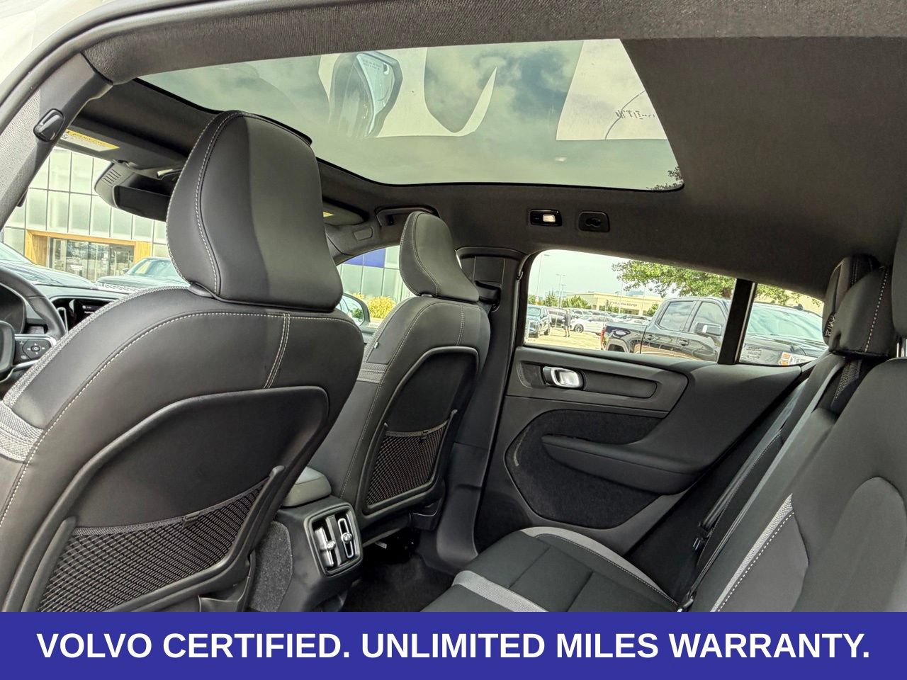 Certified 2023 Volvo C40 Recharge Core AWD/4WD image 32