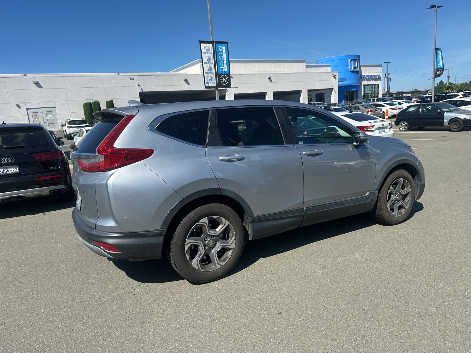 Used 2018 Honda CR-V EX image 3