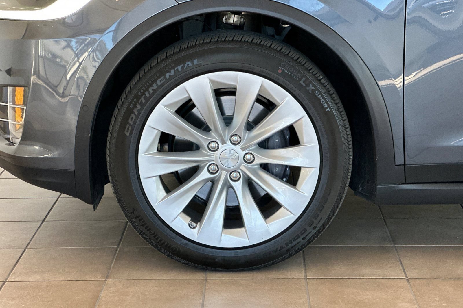 Used 2020 Tesla Model X Long Range AWD/4WD image 26