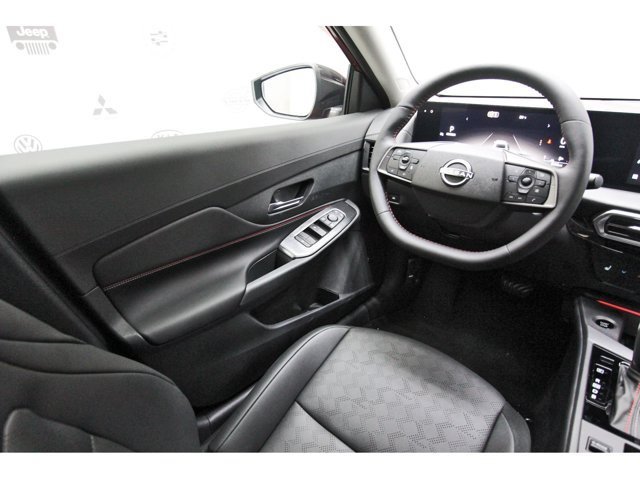 New 2027 Nissan Sentra SR w/ SR Premium Package FWD image 6