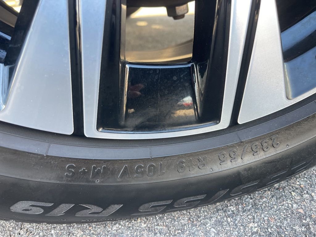 Used 2023 Volvo XC60 B5 Core w/ Protection Package Premier image 35