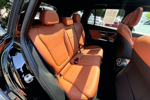Used 2026 Mercedes-Benz GLC 300 4MATIC image 16
