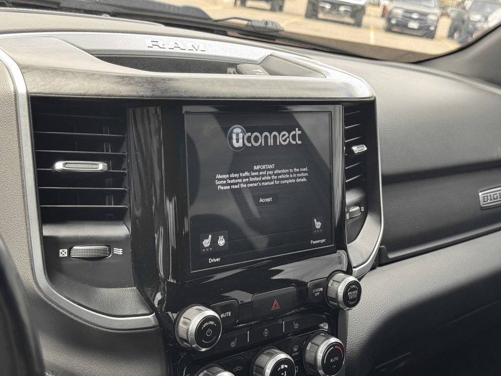 Used 2019 RAM 1500 Big Horn AWD/4WD image 19