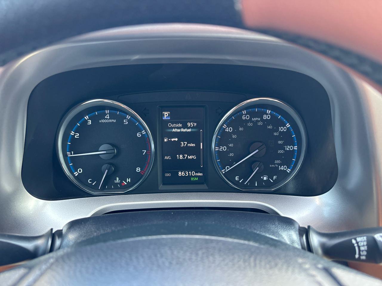 Used 2018 Toyota RAV4 Limited FWD image 14