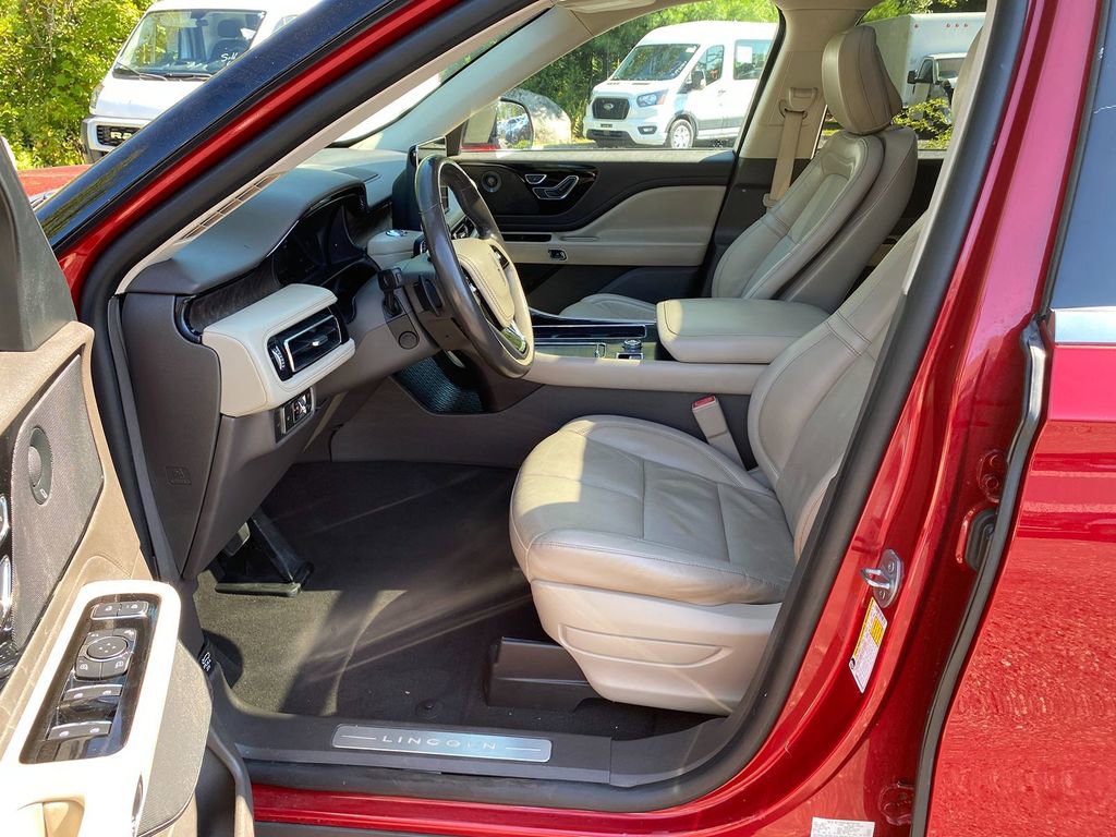 Used 2020 Lincoln Aviator Reserve w/ Equipment Group 201A AWD/4WD image 12