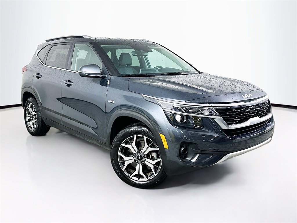 Used 2023 Kia Seltos EX
