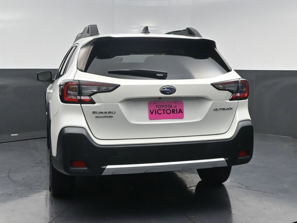 Used 2023 Subaru Outback Limited image 8