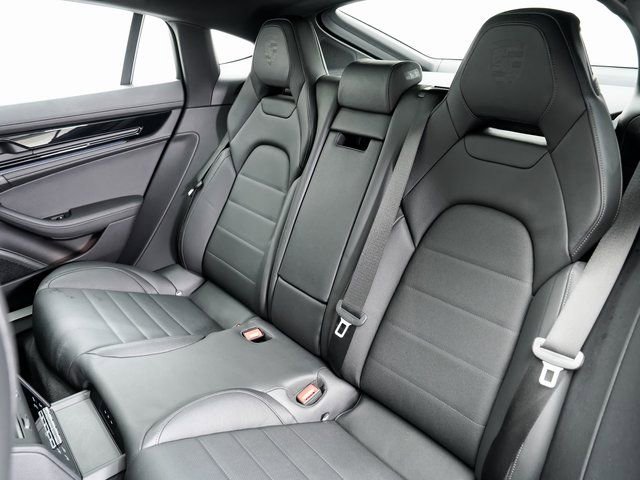 Certified 2025 Porsche Panamera 4 image 26