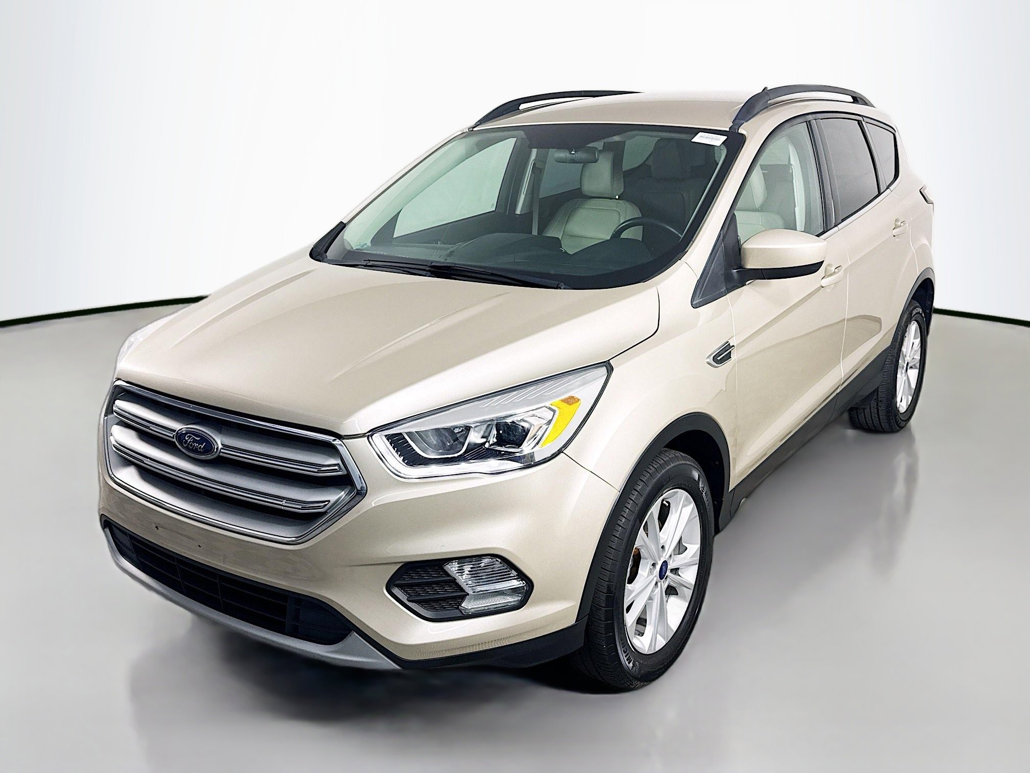 Used 2018 Ford Escape SEL image 4