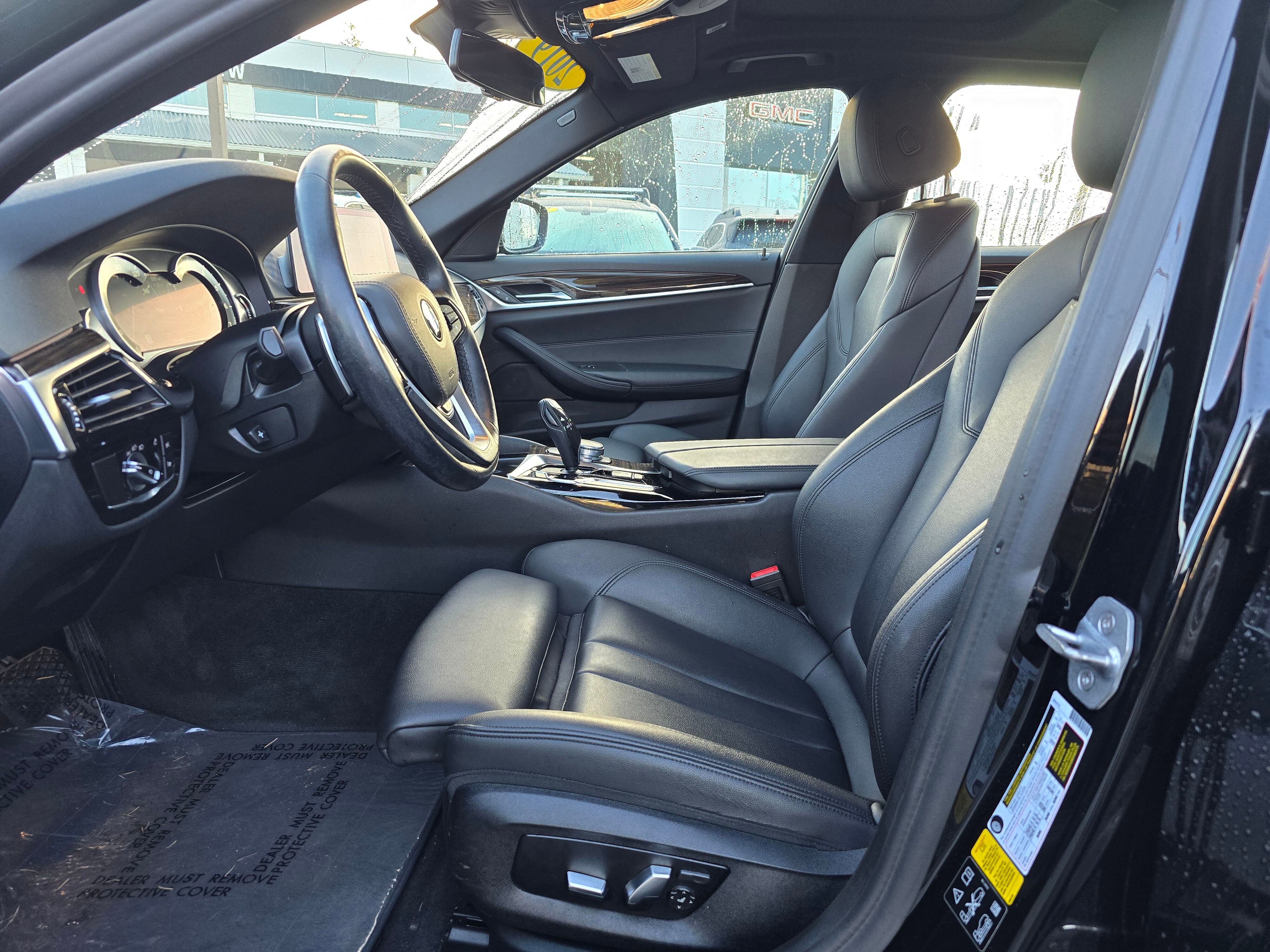 Used 2019 BMW 530i xDrive w/ Convenience Package image 16