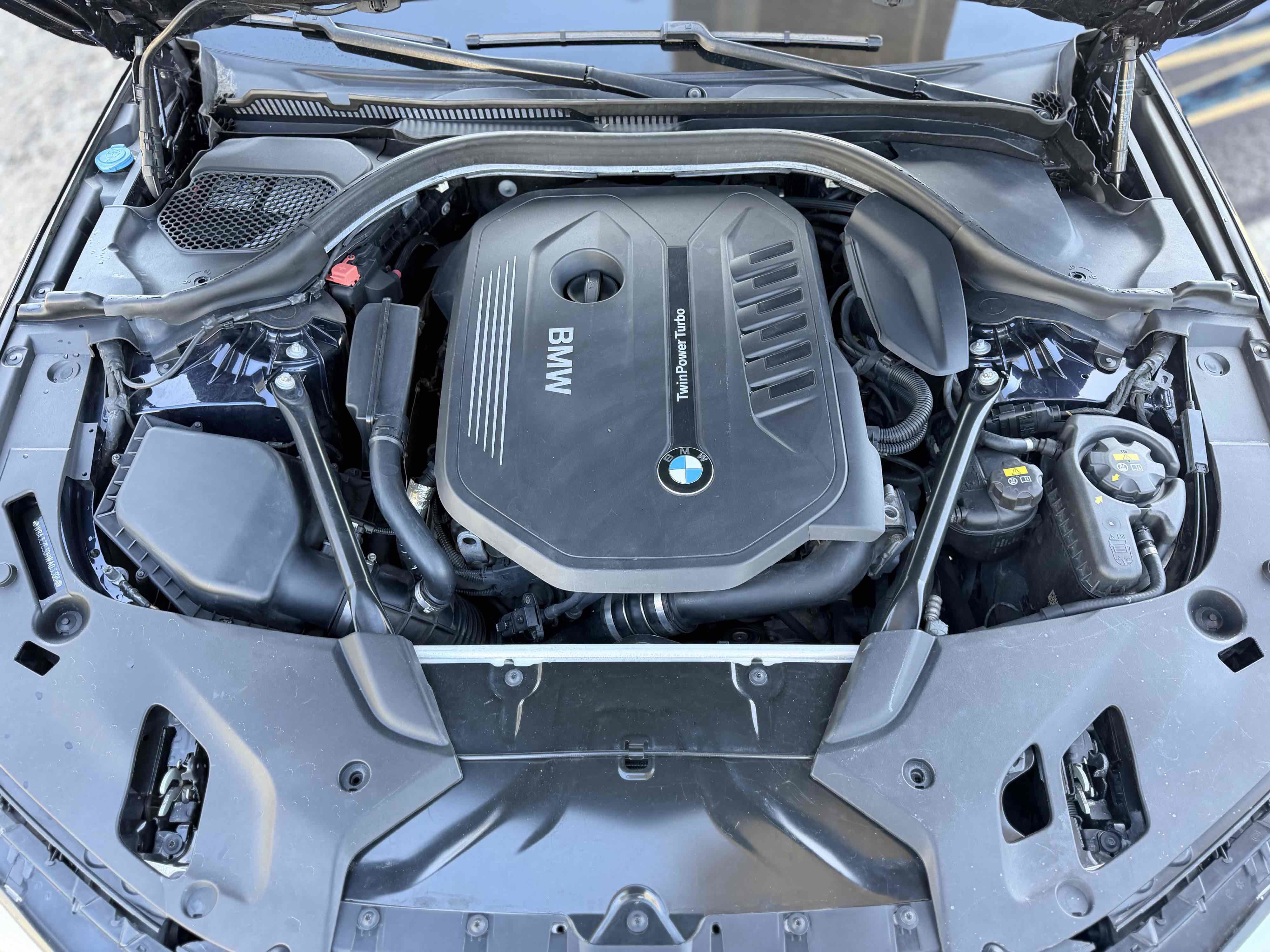 Used 2017 BMW 540i xDrive AWD/4WD image 40
