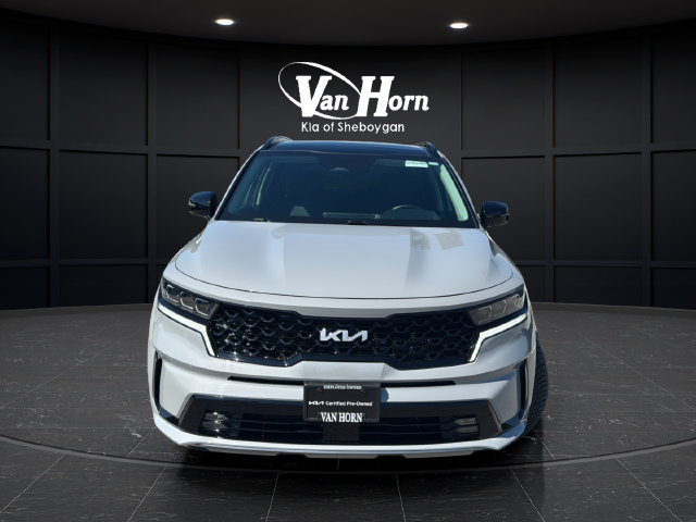 Certified 2022 Kia Sorento SX FWD image 2