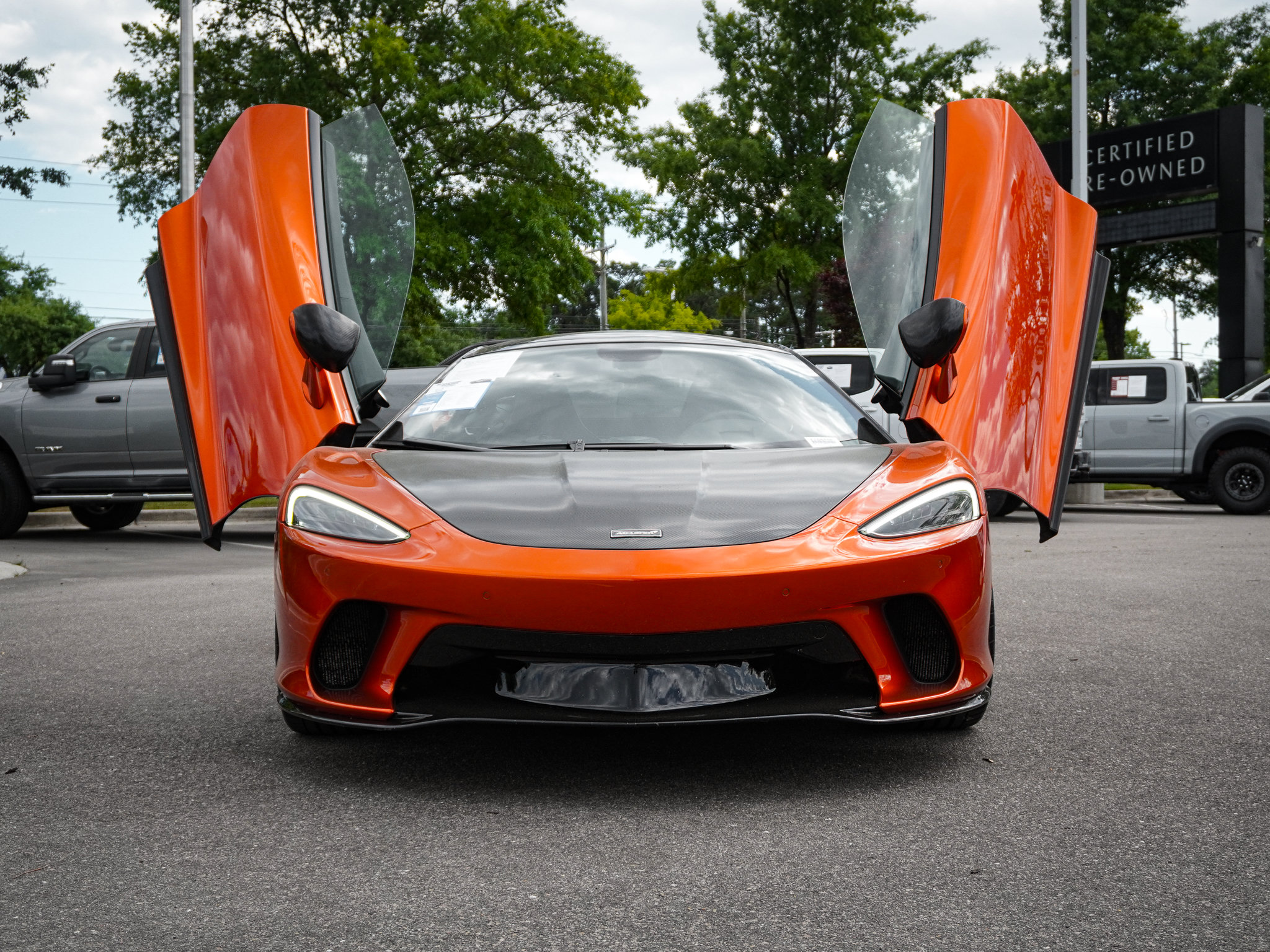 Used 2022 McLaren GT RWD image 6