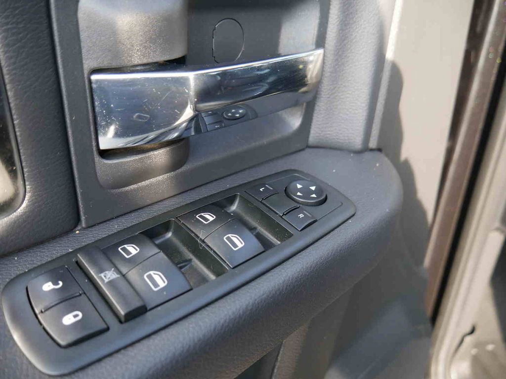 Used 2011 RAM 2500 Laramie w/ Protection Group image 27