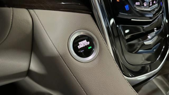 Used 2019 Cadillac Escalade Premium Luxury image 54