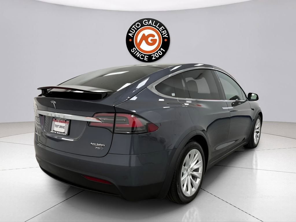 Used 2017 Tesla Model X 75D image 7