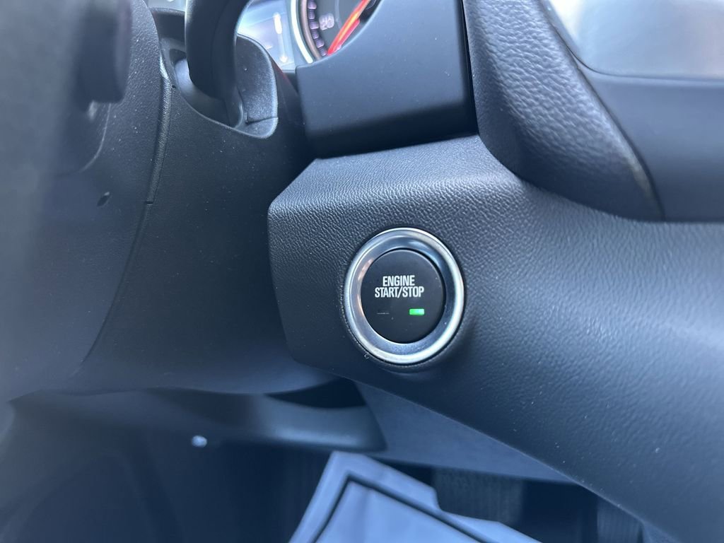 Certified 2022 GMC Terrain SLE w/ Driver Convenience Package image 17