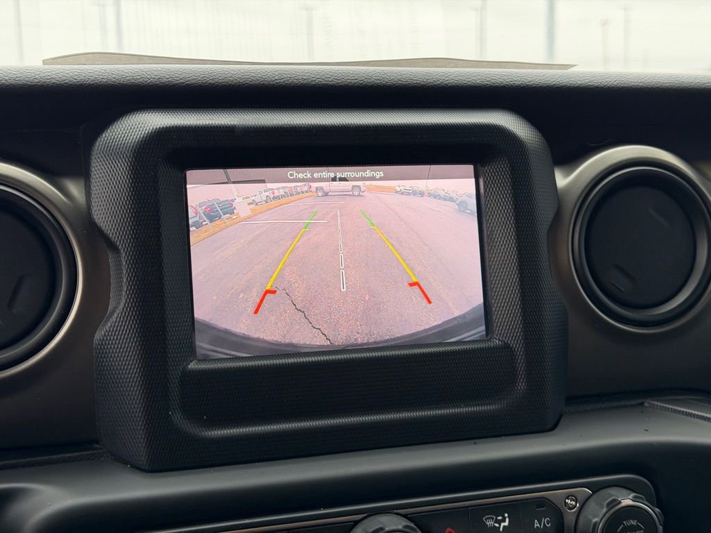 Used 2018 Jeep Wrangler Sport image 23