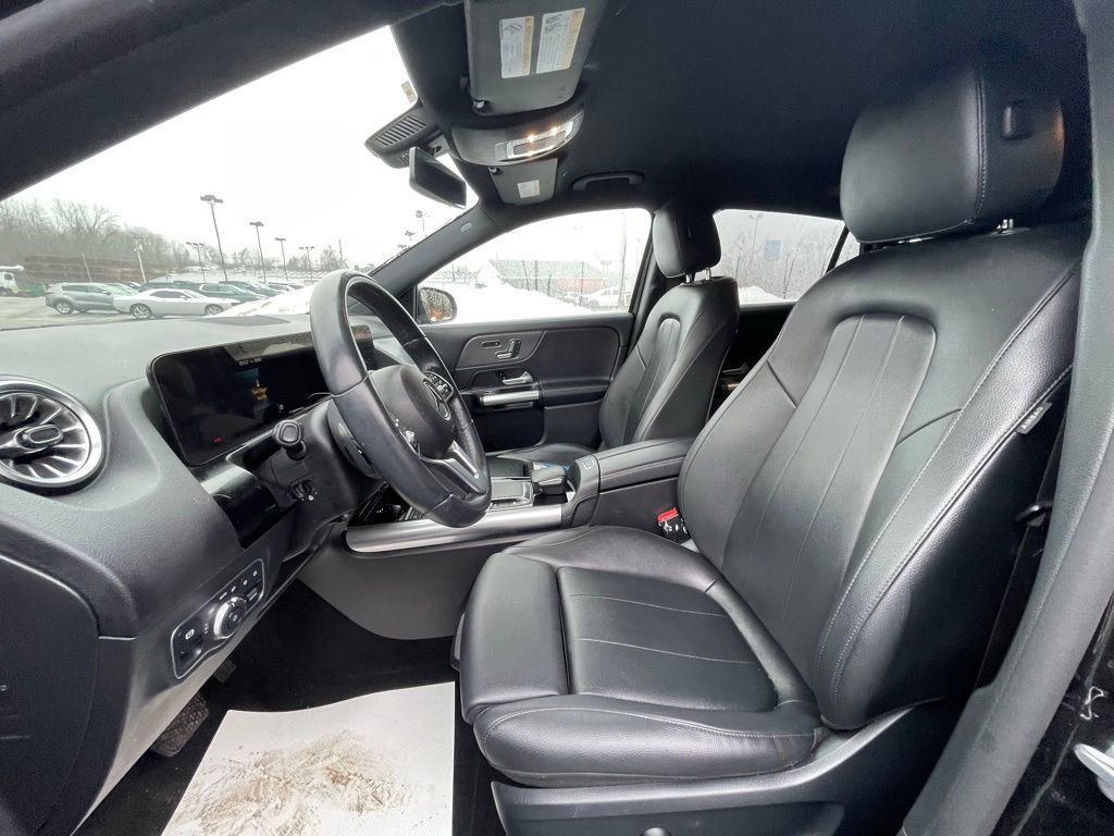 Used 2023 Mercedes-Benz GLA 250 4MATIC image 23