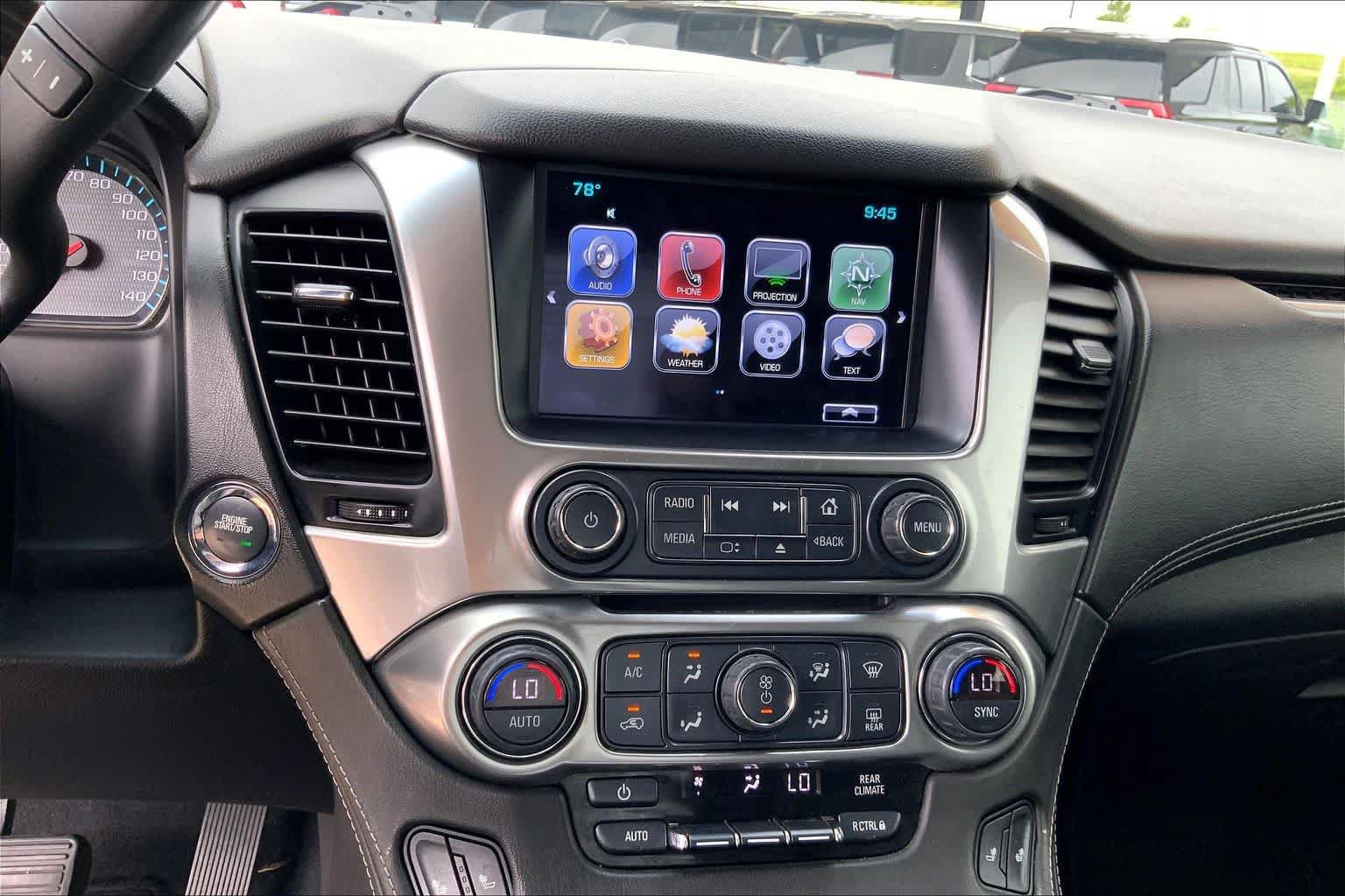 Used 2020 Chevrolet Suburban LT AWD/4WD image 31