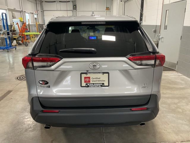 Used 2023 Toyota RAV4 LE image 5