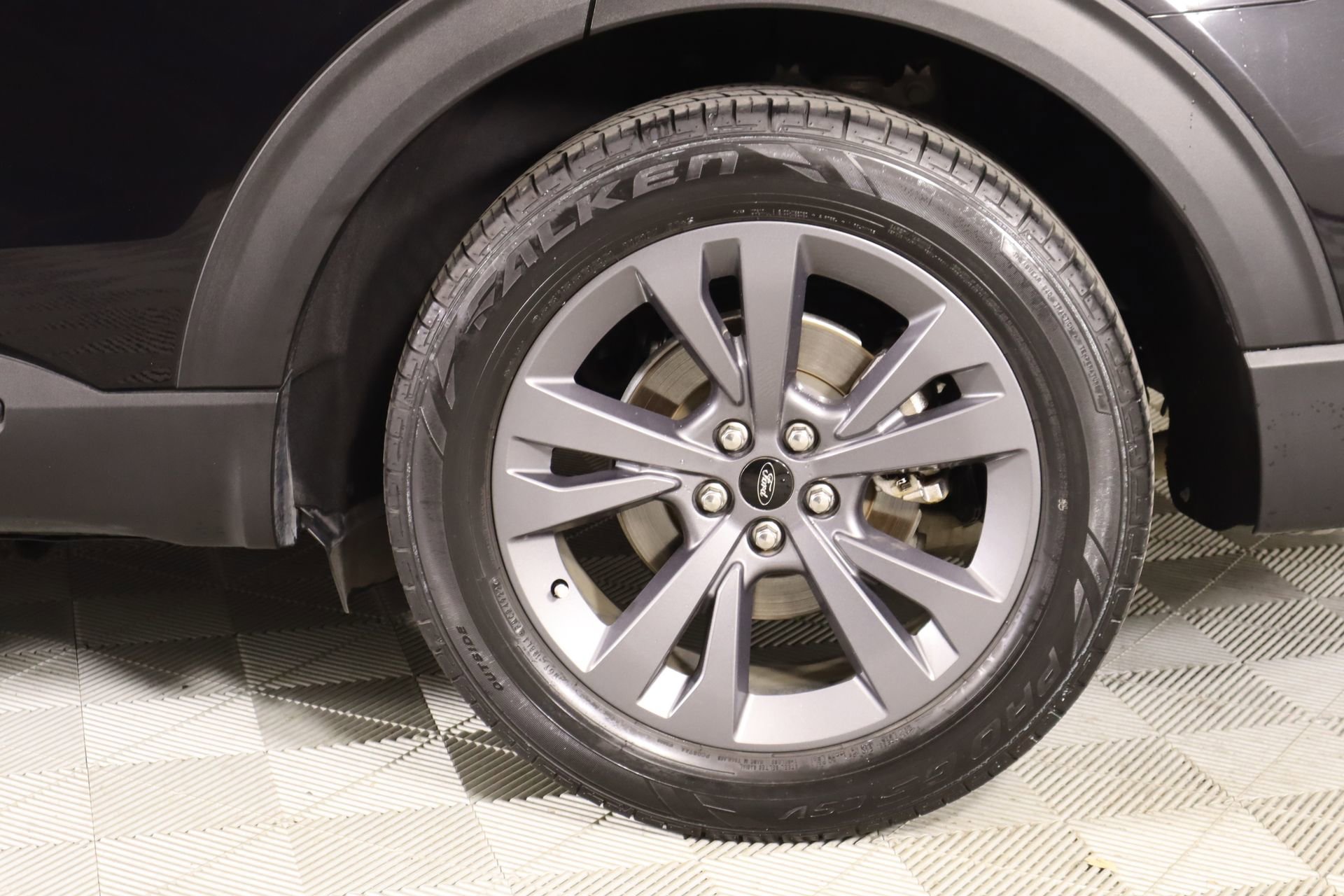 Used 2023 Ford Explorer XLT w/ Equipment Group 202A image 20